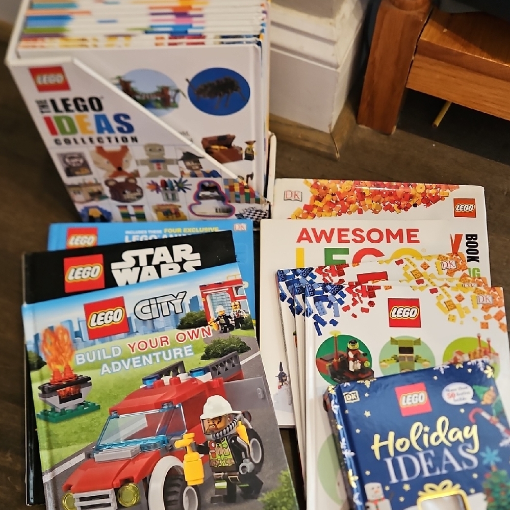 LEGO Ideas and City Book Set - Multicolor